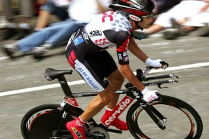 开云体育在线-意甲焦点战之夜，金玟哉比赛走势一手掌控