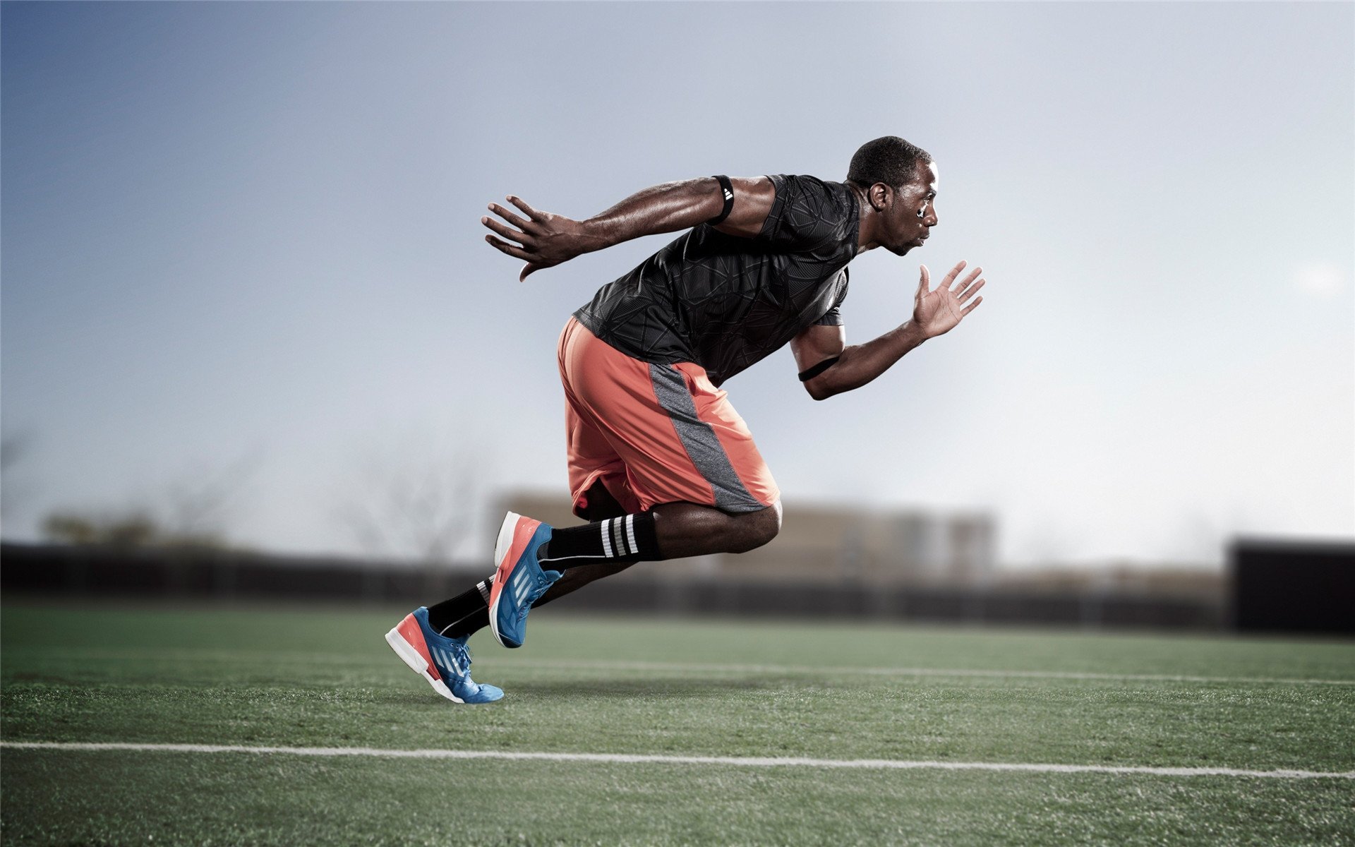 字母哥用希腊怪物的方式，为活塞的年轻风暴按下快进键