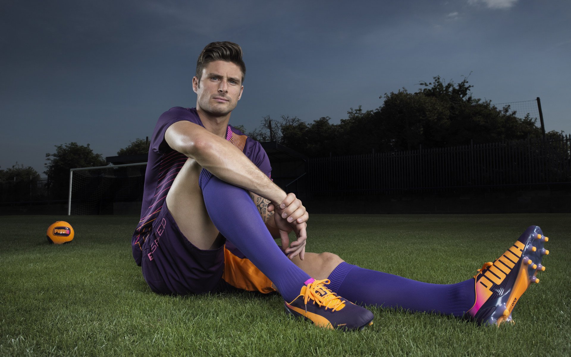 英超争冠焦点战,曼城最后时刻击穿玻利维亚铁壁,瓜帅战术革命暗藏南美密码