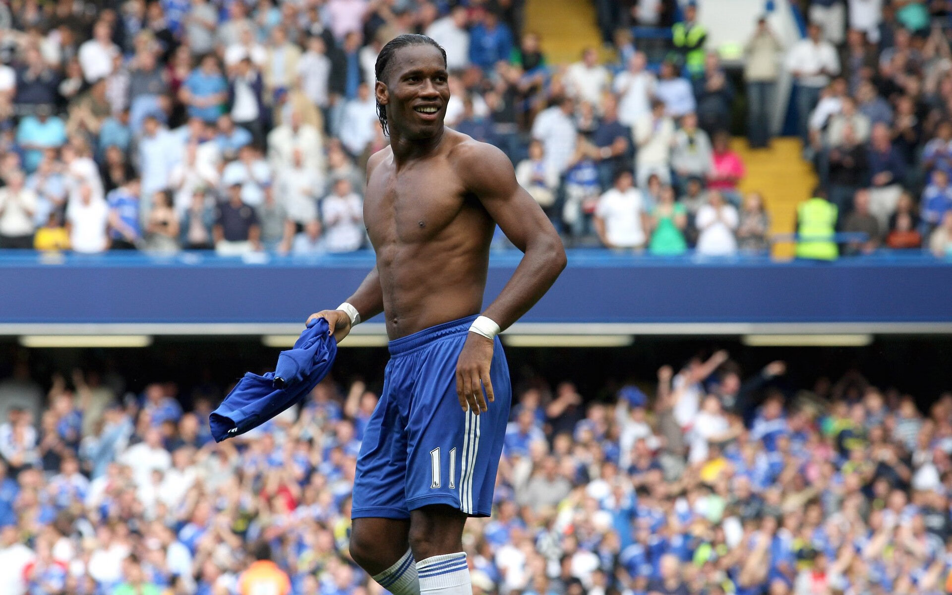 伊萨克统治全场,当几内亚打穿新西兰,我们看到了足球的另一种可能